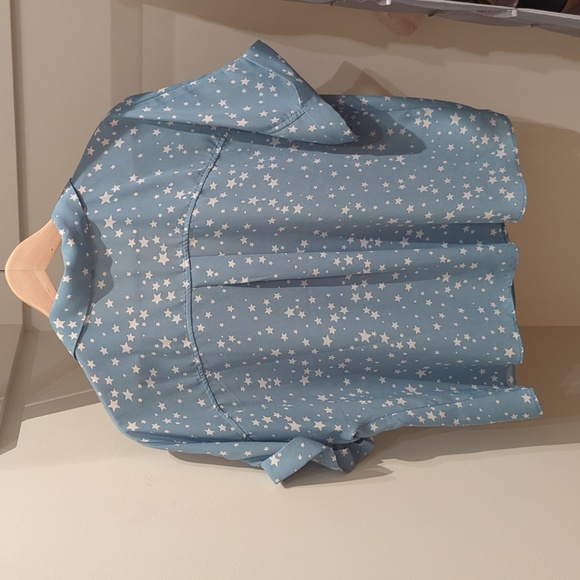 Star pattern blouse NWOT - Picture 3 of 3